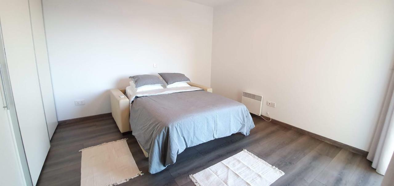 Pegasus Beach Front Apartment Limassol Exterior foto